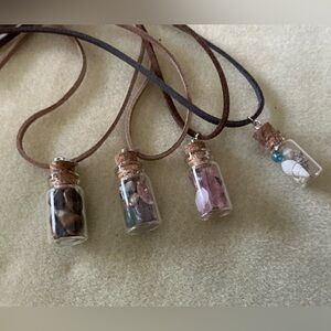 Set of 4 Handmade crystal chip & seashell Pendant Necklaces, NWOT